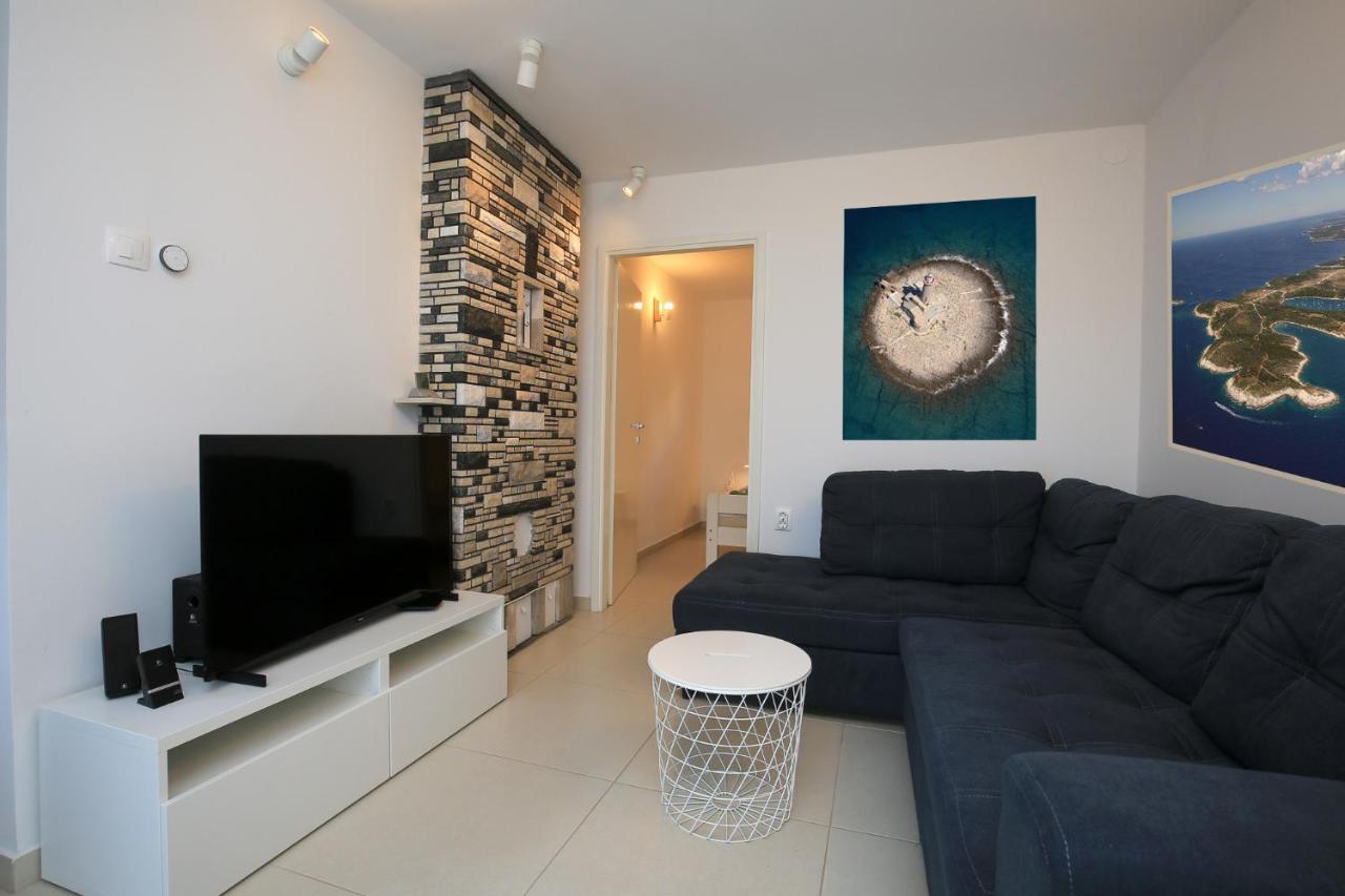 Apartmani Nena I Branko Premantura Kültér fotó