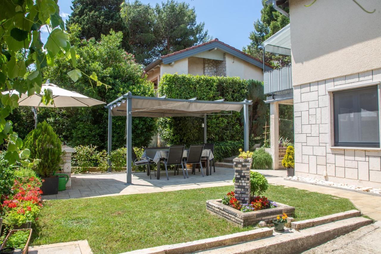 Apartmani Nena I Branko Premantura Kültér fotó