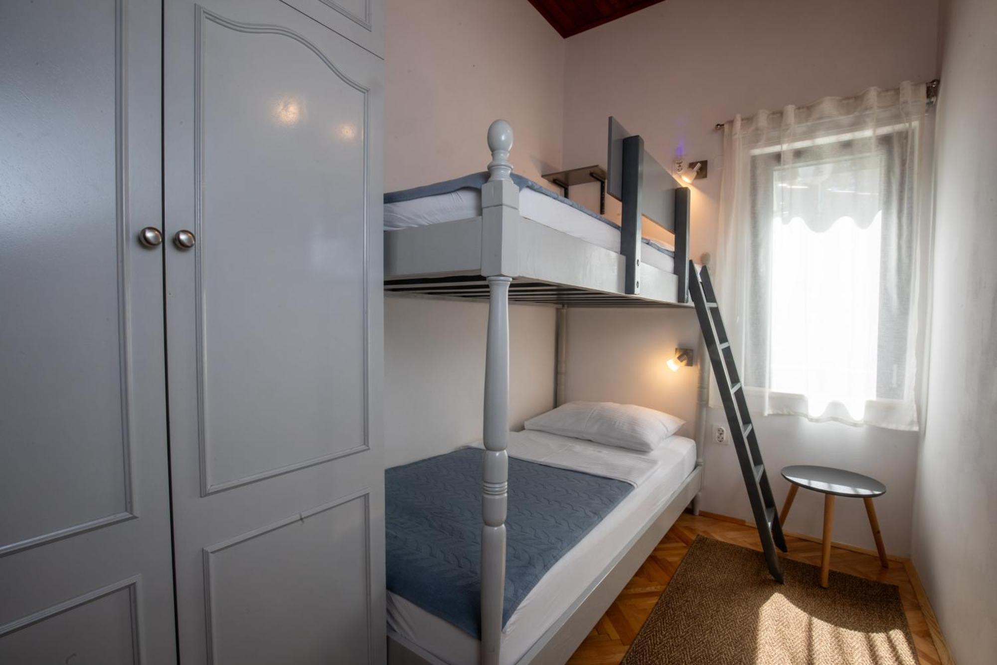 Apartmani Nena I Branko Premantura Kültér fotó